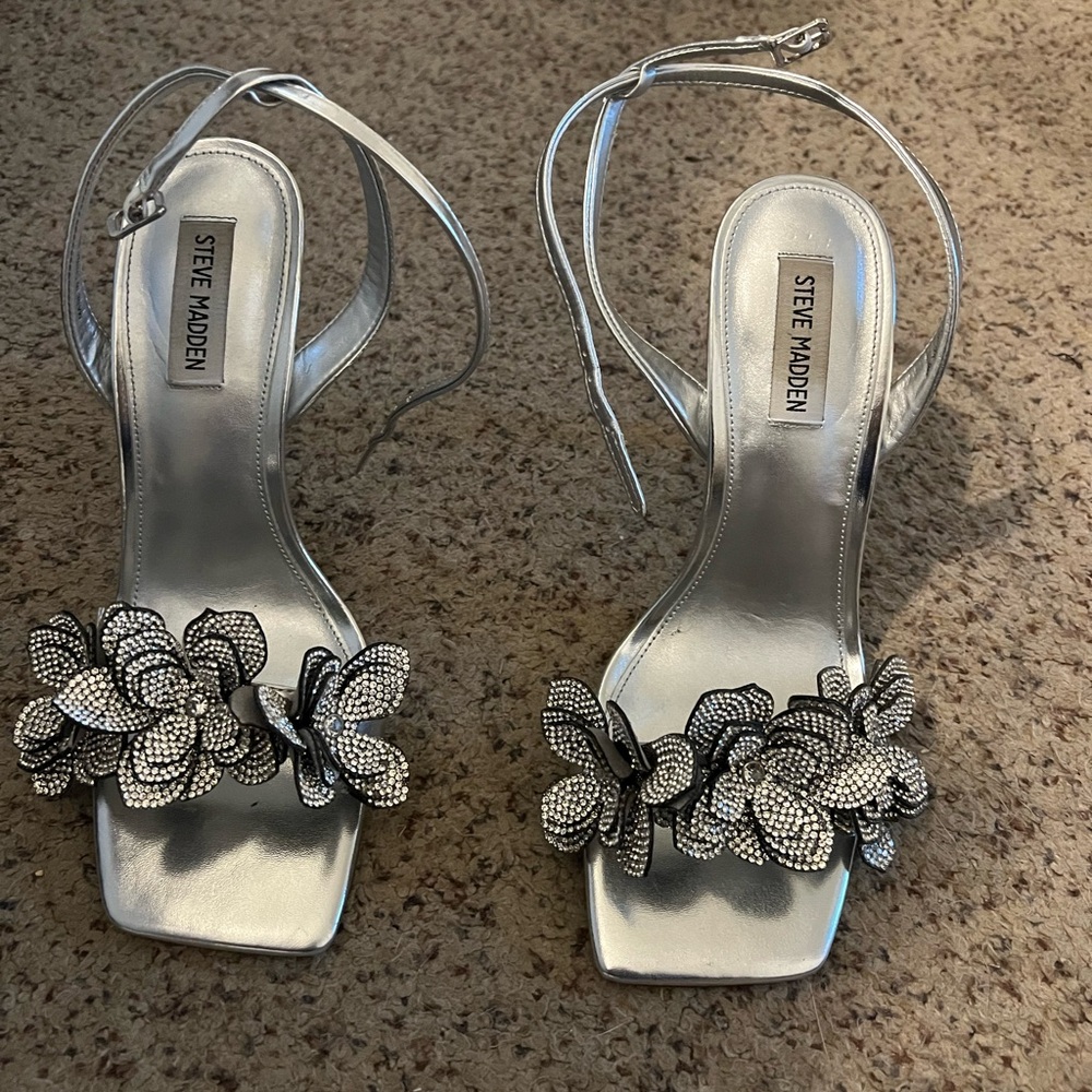 Steven Madden elegant shoes
